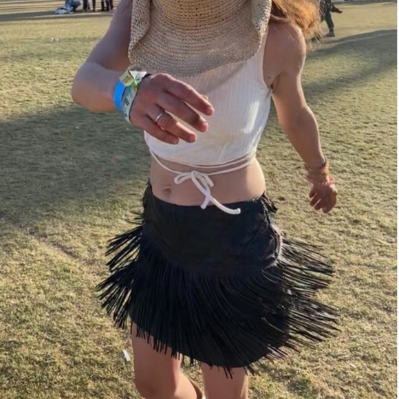 PARKER SOFT LEATHER Fringed Black Mini Skirt size 0 - Picture 2 of 6